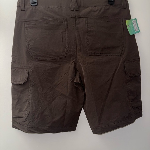 Men's SeaDoo Brown Cargo Adventure Shorts - Picture 6 of 6